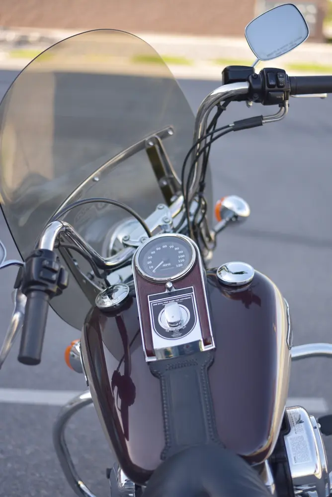 1998 Harley-Davidson Dyna Glide Wide — photo 9